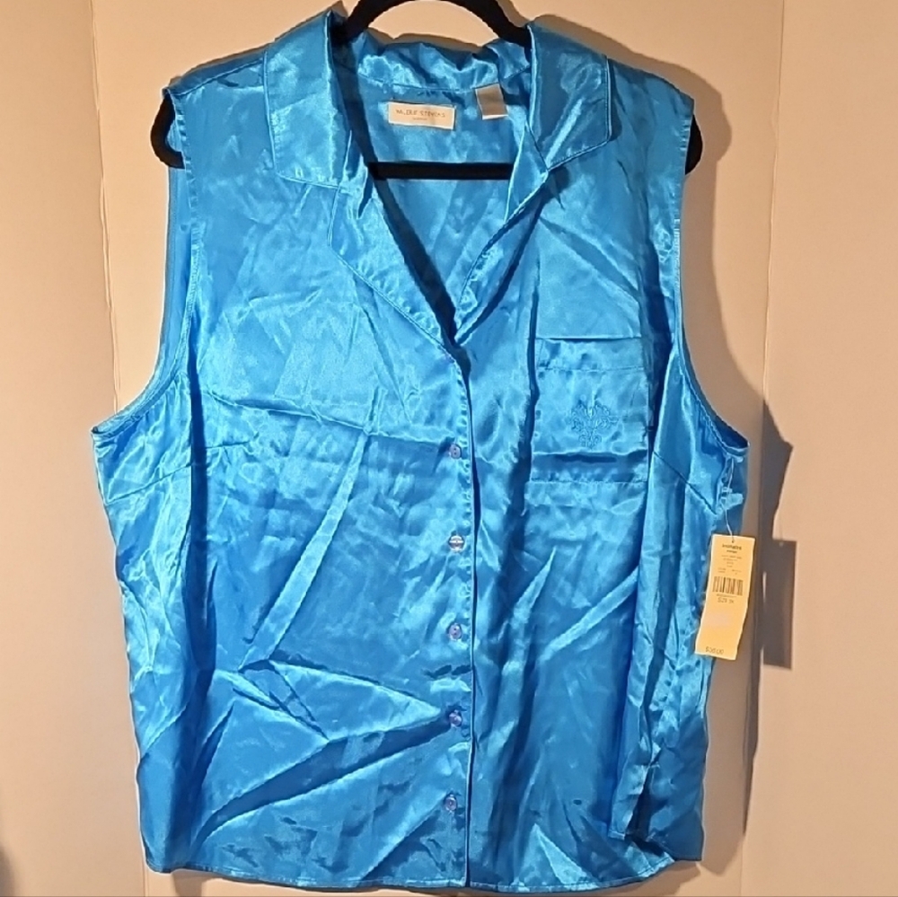 Valerie Stevens Blue Sleeveless Mandarin Collar Pajama Top